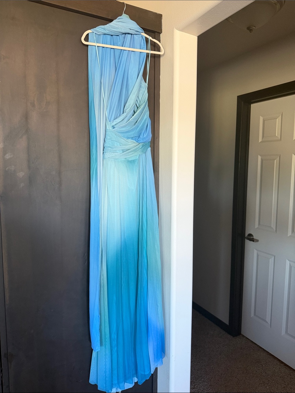 Abercrombie & Fitch Giselle 5-in-1 Convertible Maxi Dress - Blue Ombré